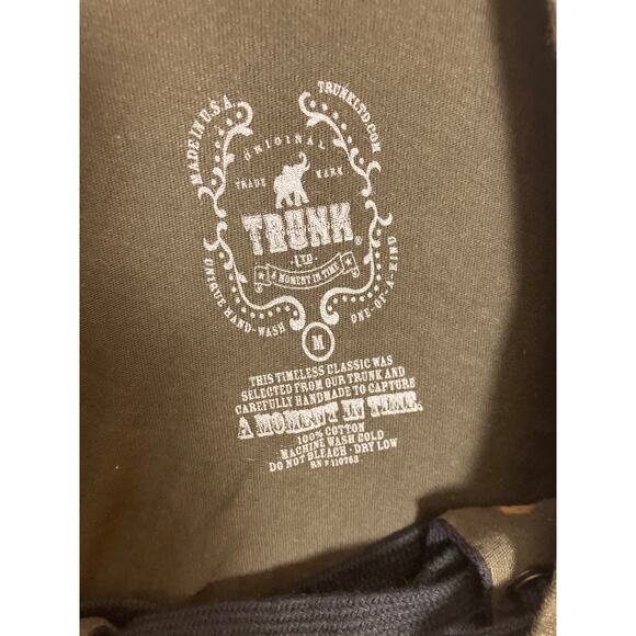 Trunk LTD Zac Brown Band Country Music Size Medium Shirt Distressed USA Western - Picture 3 of 5